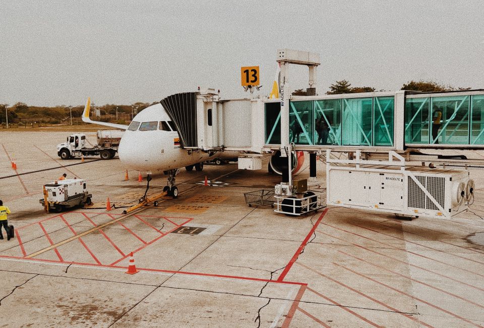 Envío de Carga Aérea - Marítima 